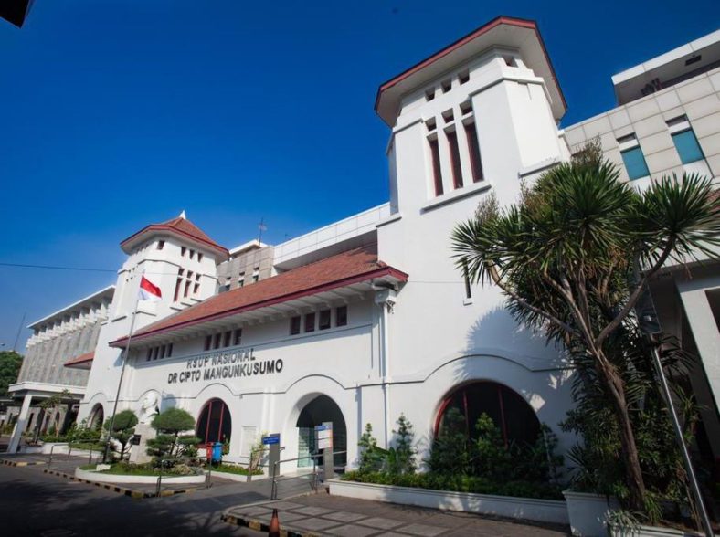 10 Rumah Sakit terbaik di Indonesia 2024